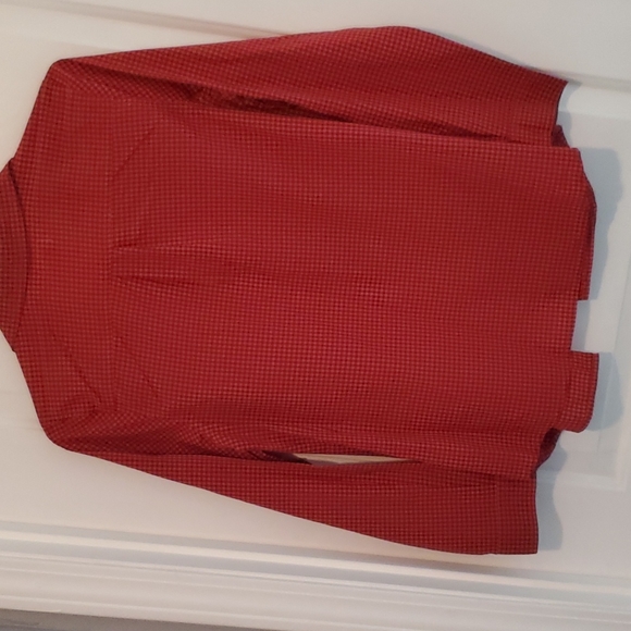 Long sleeve button down - Picture 2 of 2
